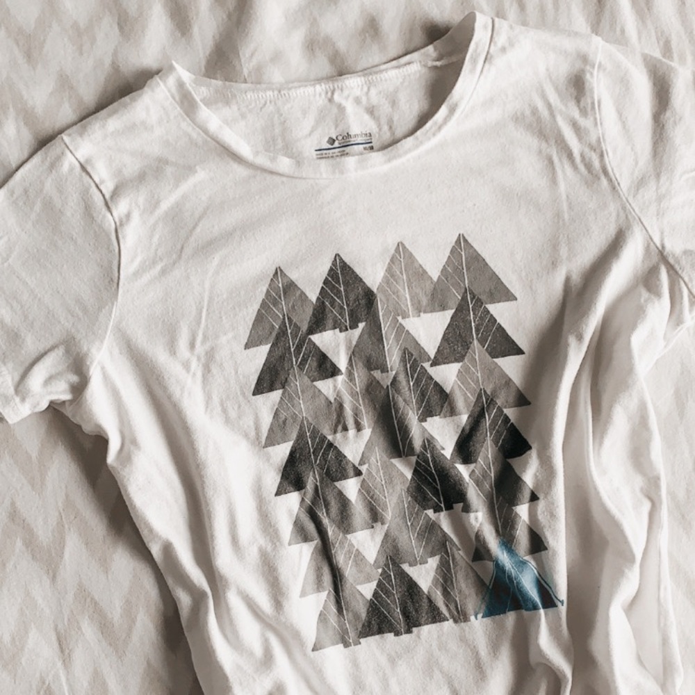 Colombia fitted tee